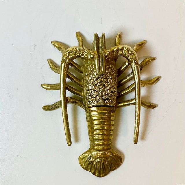 Brass 1960s Vintage Coastal Hollywood Regency Boho Chic Brass Lobster Box For Sale - Image 8 of 14