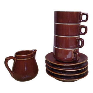 Vintage Set of 4 Cups, 4 Saucers, 1 Milk Jug & 1 Tea or Coffee Pot, Set of 10 For Sale