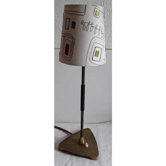 1960s Vintage Table Lamp with Vinyl-Covered Brass Frame and Patterned Fabric Shade, 1960s For Sale - Image 5 of 5