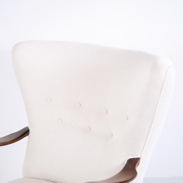 Wood High-Back Armchair Model 23B in Polished Wood and Light Upholstery, 1940s For Sale - Image 7 of 11