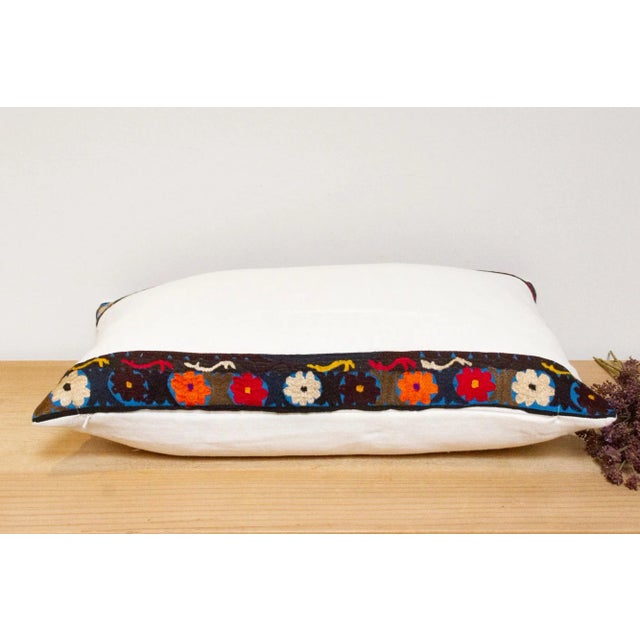 Azar Antique Lakai Tribe Linen Pillow For Sale In Los Angeles - Image 6 of 8