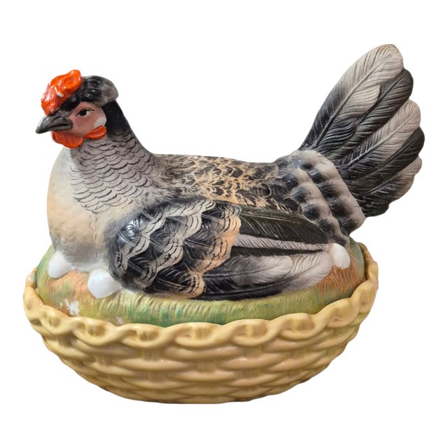 Large Late 19th C Staffordshire Hen on Nest For Sale