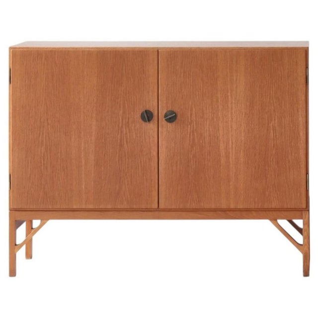 China No. 232 Cabinet Oak and Brass attributed to Børge Mogensen for C.M. Madsen, Denmark, 1960s For Sale - Image 9 of 9