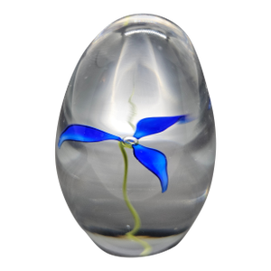 David D. Wilson Handblown Trillium Paperweight
