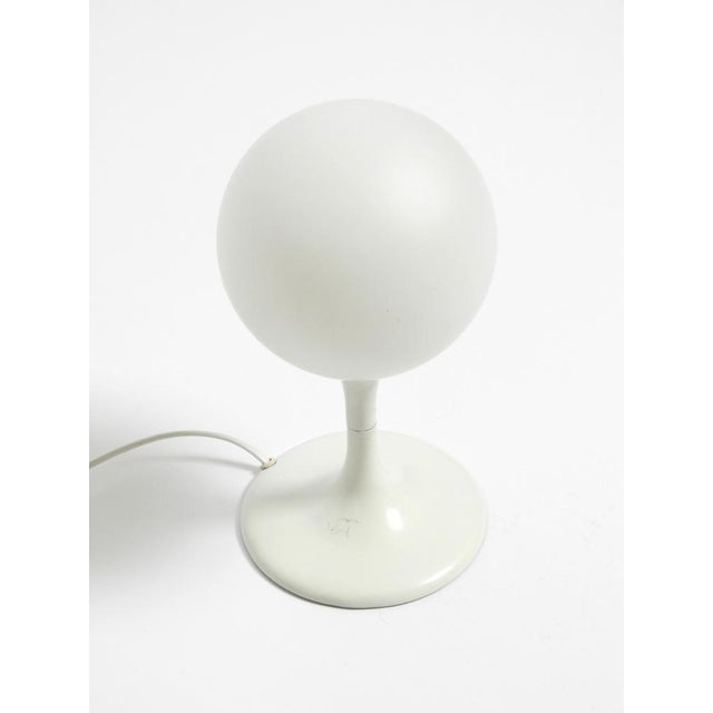 White Metal Table Lamp with Opal Glass Shade by Max Bill for Temde, Switzerland, 1960s For Sale - Image 17 of 18