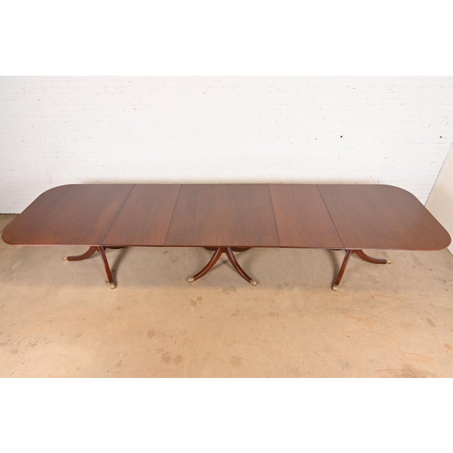 Baker Furniture Company Baker Furniture Style Georgian Mahogany Monumental Triple Pedestal Extension Dining Table, Newly Refinished For Sale - Image 4 of 12