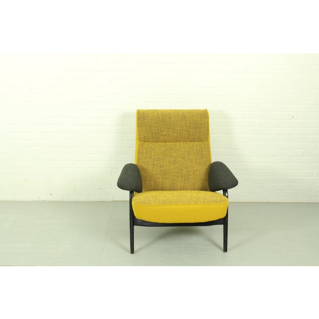 Vintage Model 107 & 137 Chairs in Kvadrat Hallingdal by Theo Ruth for Artifort, 1960s, Set of 2 For Sale - Image 15 of 18