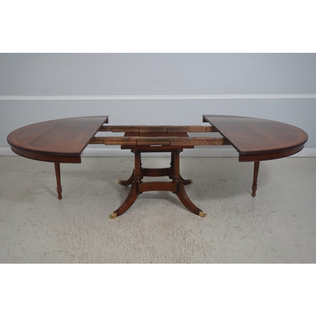 Vintage Round Mahogany Inlaid Dining Table W. 2 Leaves For Sale - Image 15 of 18