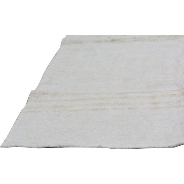 Turkish Vintage Turkish Flatweave Hemp Rug, 5'5''x7'5'' For Sale - Image 3 of 6