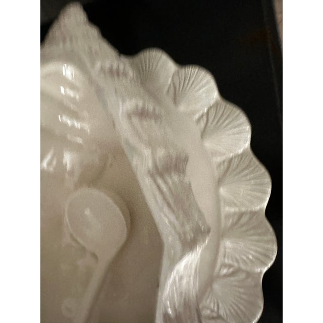 Vintage 1980s Ceramic Conch Shell Soup Tureen Signed by Artist With Lid, Ladle & Serving Plate For Sale In Palm Springs - Image 6 of 11