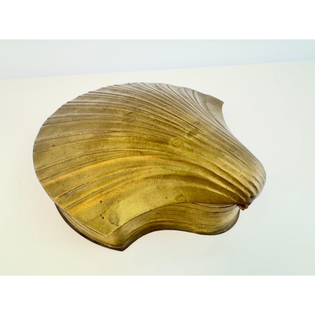 Metal Vintage Mid Century Brass Scallop Shell Hinged Decorative Box For Sale - Image 7 of 10
