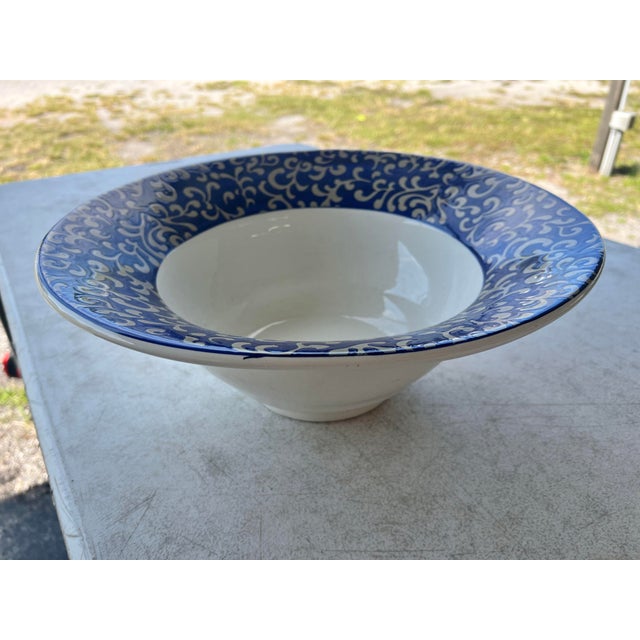 Late 20th Century Vintage Italian Hand-Decorated Ceramic Serving Bowl by JRM Ceramica For Sale - Image 5 of 6