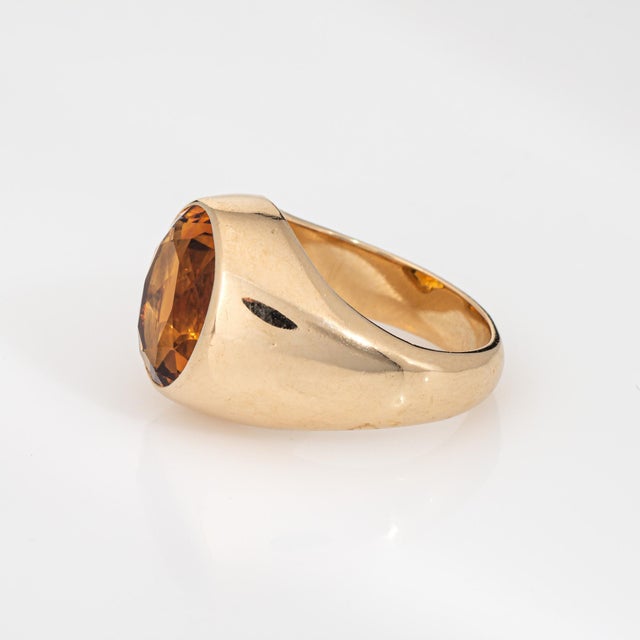1980s 1980s 6ct Madeira Citrine Signet Ring Size 8 Heavy 14k Yellow Gold Oval Men's Jewelry For Sale - Image 5 of 7