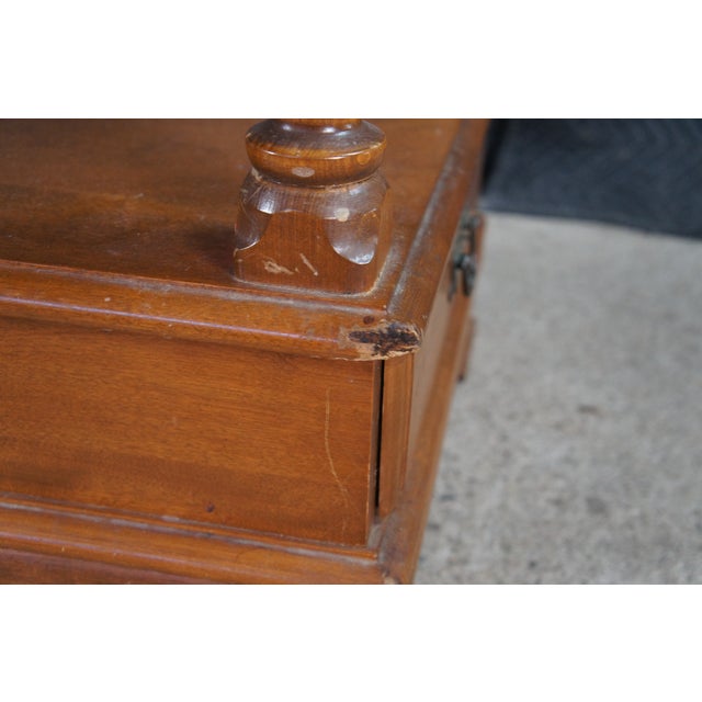 Late 20th Century Ethan Allen Heirloom Colonial Early American Nutmeg Maple 2 Tier Table 10-8654 For Sale - Image 9 of 12