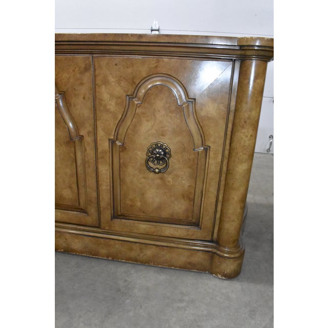 William Doezema for Mastercraft Hollywood Regency Burl Wood Credenza For Sale In Columbus - Image 6 of 14