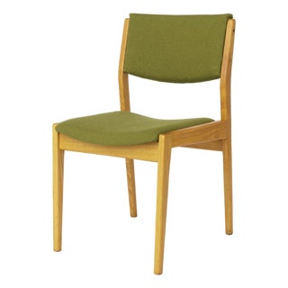Vintage Scandinavian Oak Chair in Green Fabric, 1970s For Sale