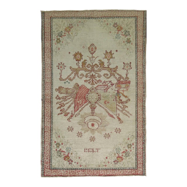 Ivory Antique Turkish Ghiordes Rug - 4' x 5'9" For Sale