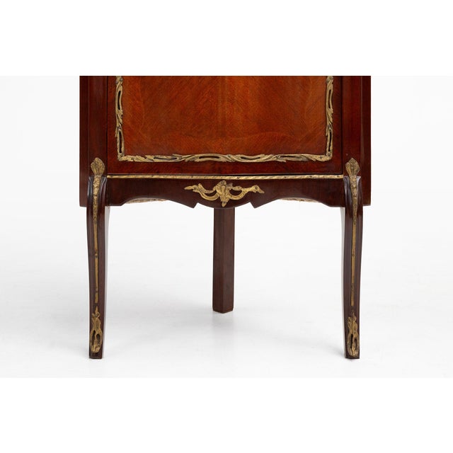 Wood Vintage French Louis XV Style Corner Display Cabinet with Arched Glass, 1950s For Sale - Image 7 of 15