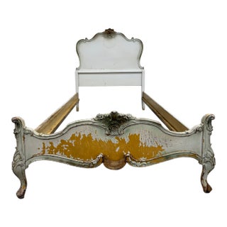 Vintage Twin Size Winnebago Manufacturing Co French Provincial Rococo Style Bed For Sale