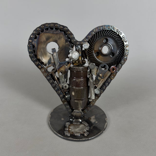 Early 21st Century Simon Saronni, Heart Sculpture, 2025, Recycled Art Metal For Sale - Image 5 of 15
