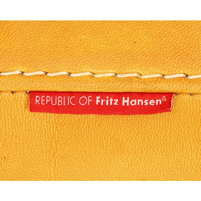 Poul Kjaerholm for Fritz Hansen Pk22 Lounge Chair For Sale - Image 9 of 11