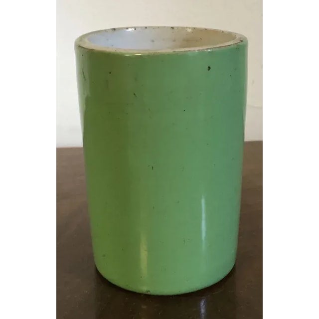 Antique 19th Century Chinese Monochrome Porcelain Vase in Bright Green Glaze For Sale - Image 10 of 12