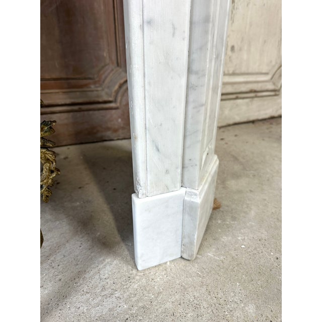 Louis XV Style Fireplace in White Marble, 1890s For Sale - Image 6 of 13