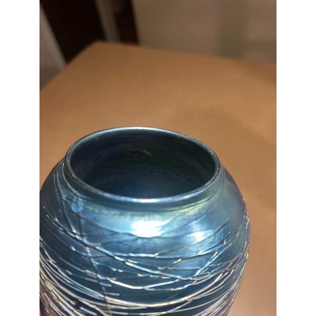 Durand Blue Iridescent Threaded Art Glass Vase Signed Aurene C1920s For Sale In Cleveland - Image 6 of 8