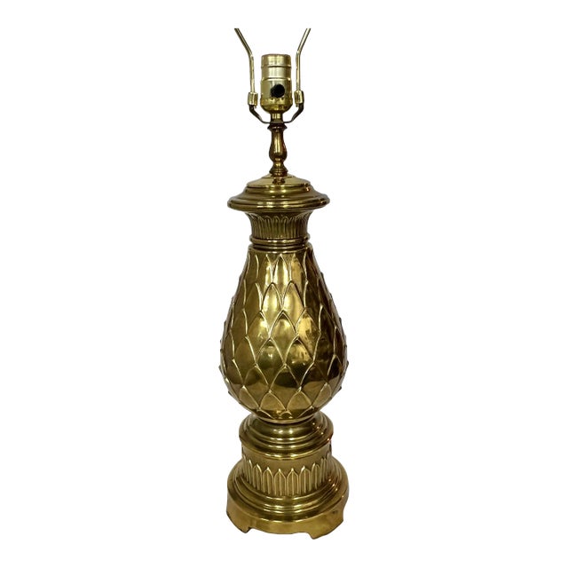 Vintage Brass Pineapple / Artichoke Table Lamp For Sale