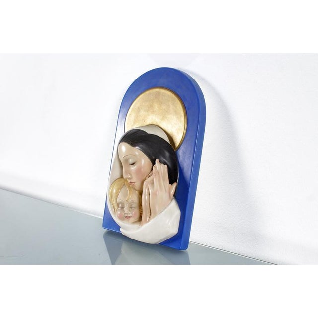 Madonna and Child in Glazed Ceramic attributed to O. Maraini for Lenci, Italy, 1940s For Sale - Image 3 of 12