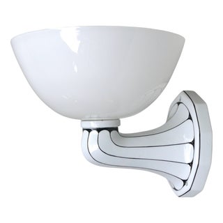 German Wall Lamp in Porcelain and White Cased Glass, 1890s For Sale