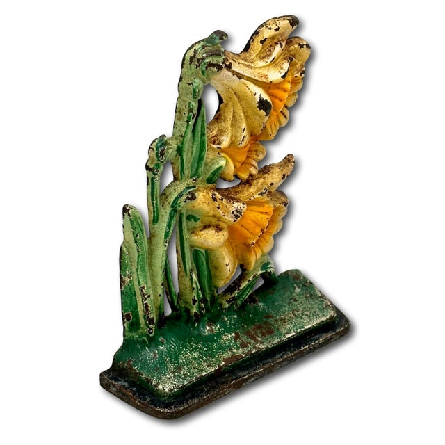 Vintage 1930s Hubley Manufacturing Co. Model #453 Cast Iron "Jonquils" Flower Doorstop With Nice Colors For Sale - Image 9 of 12