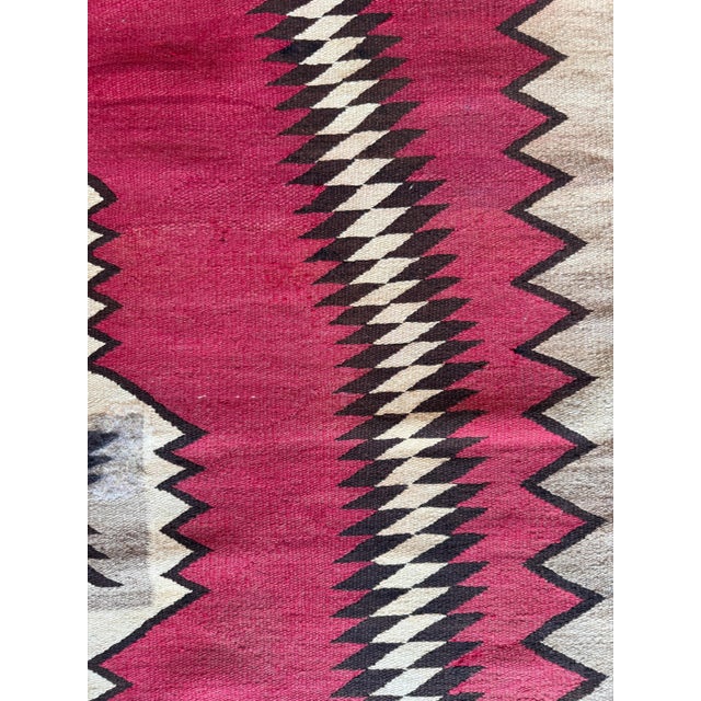 1920s Navajo Rug Red Field with Diamond & Serrated Border, Handwoven Southwesten For Sale - Image 12 of 18