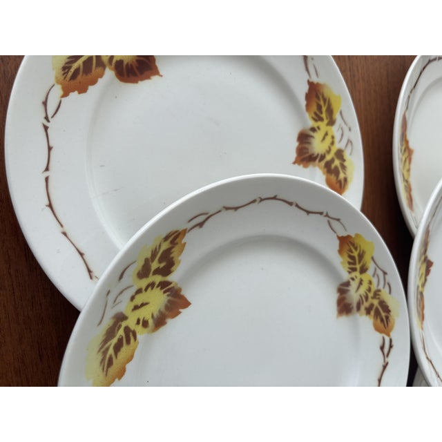 1950s French Earthenware Plates with Autumn Leaf Pattern from Moulin Des Loups, 1950s, Set of 6 For Sale - Image 5 of 8
