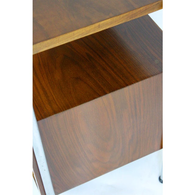 Bauhaus Model N1 Bedside Table by Robert Slezak, 1940s For Sale - Image 16 of 18