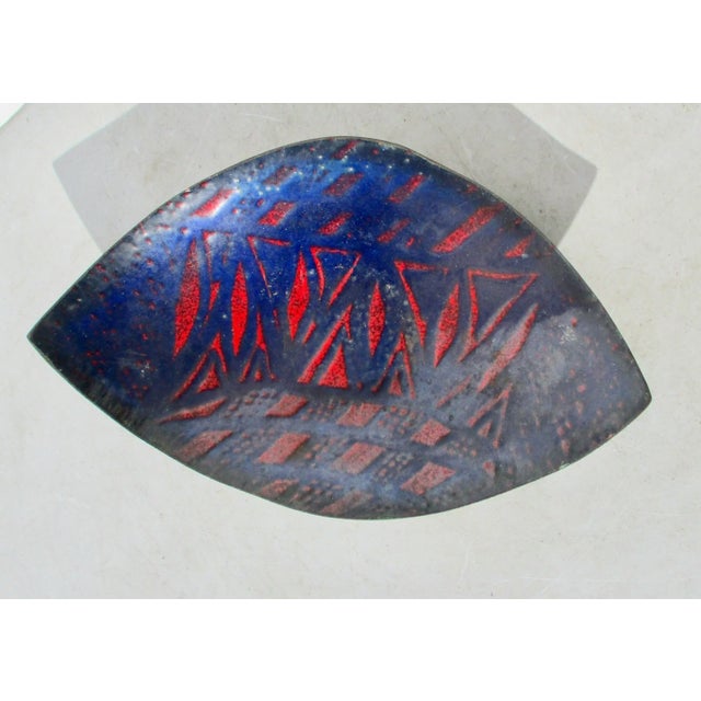 1960s Marquise Shape Enamel Tray Circa 1960s For Sale - Image 5 of 5