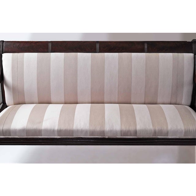 American Antique American Federal Settee For Sale - Image 3 of 6