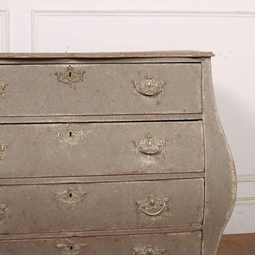 Dutch Bombe Commode in Paint For Sale - Image 4 of 11