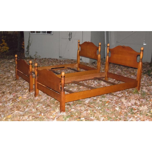 Vintage Pair Solid Maple Single Twin Size Beds Bed Frames Acorn Finials ...