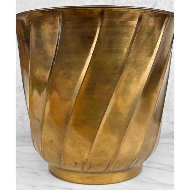 Vintage Traditional Brass Ribbed Jardiniere Planter - 12" For Sale - Image 9 of 9