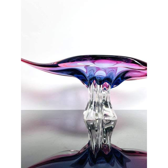 Glass Pink and Purple Art Glass Centerpiece Bowl for Chřibská, Czechoslovakia, 1960s For Sale - Image 7 of 12