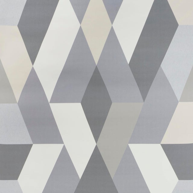 Contemporary Sample - Schumacher X Clements Riberio Deco Diamonds Wallpaper in Dove For Sale - Image 3 of 3