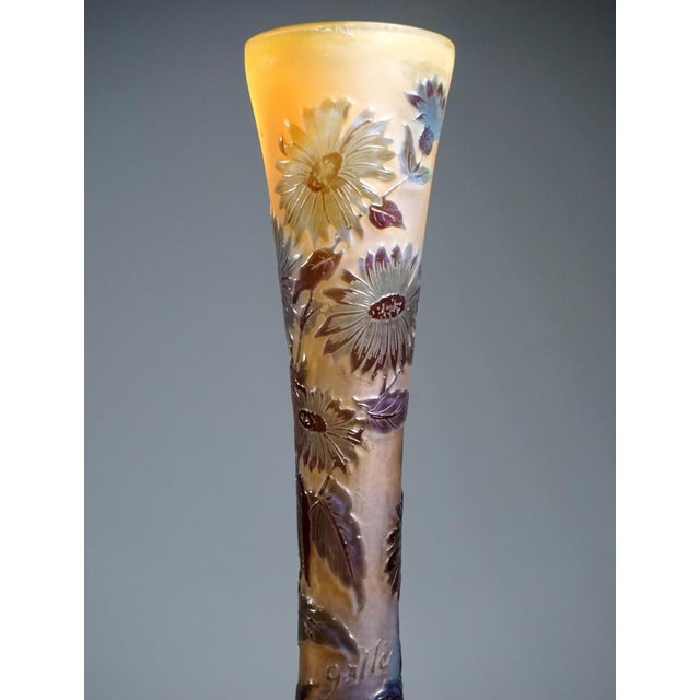 Art Nouveau Cameo Vase by Emile Galle, France, 1910 For Sale - Image 5 of 8