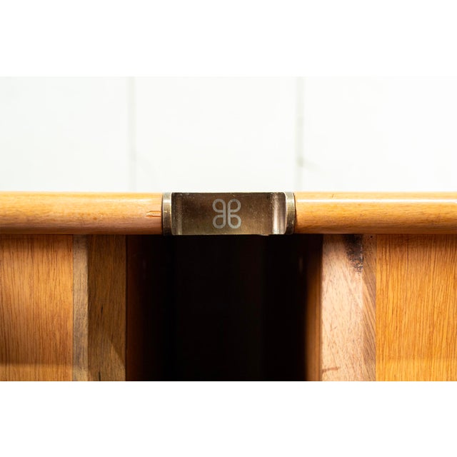 Mid-Century Modern Scuderia Horizontal Four-Door Walnut Sideboard by Carlo Scarpa for Bernini Italia, 1977 For Sale - Image 3 of 9