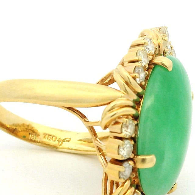 1970s Italian 18k Gold Gia Jadeite & Diamond Ring For Sale In Miami - Image 6 of 15