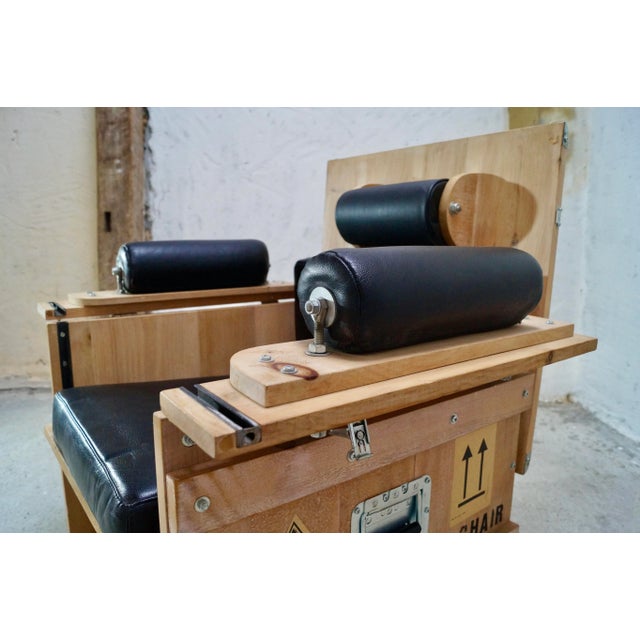 Rare "cube flesh" chair in designer leather from Heinz Julen. Handcrafted in 1994, in the workshops of Zermatt in...