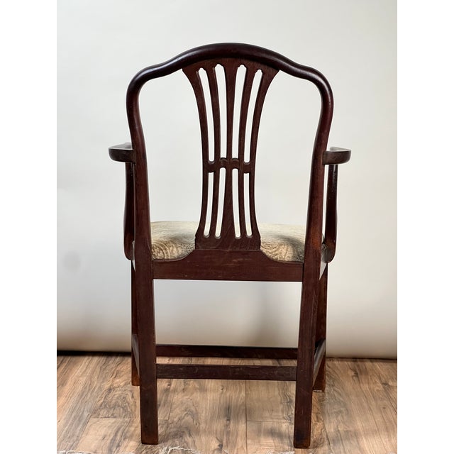 Antique English George III Mahogany Hepplewhite Armchair C. Early 19th Century For Sale - Image 10 of 15