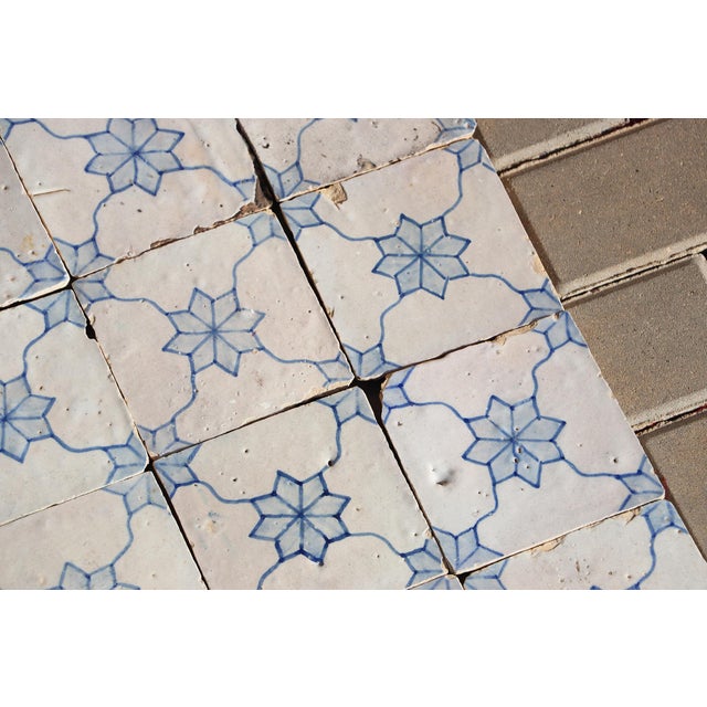 Antique 18th Century Set of 46 Portuguese Tiles Rare Floral Baroque Pattern For Sale - Image 9 of 18