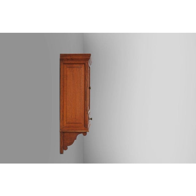 Small cabinet for in the toilet our shaving cabinet. in a good condition. Has a mirror, small drawer and a coat rack...