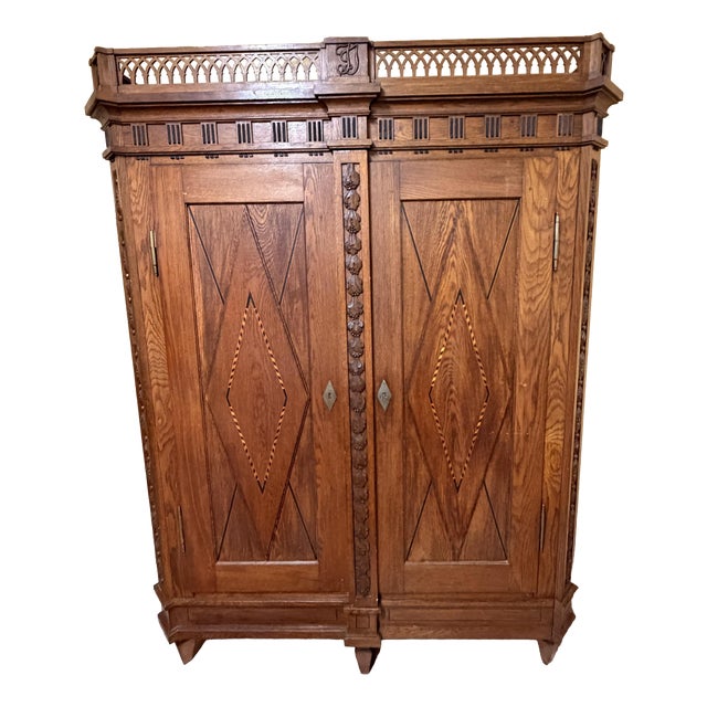 Louis XVI Cabinet with Inlaid and Carvings, 1740 For Sale